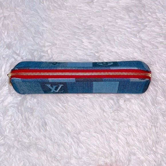 New Louis Vuitton Limited Edition Damier Denim Mono Patchwork Elizabeth Pouch - Picture 7 of 13